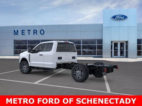 New 2025 Ford F350 XLT w/ XLT Value Package image 5