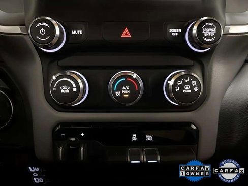 Used 2024 RAM 2500 Big Horn w/ Bed Utility Group image 39