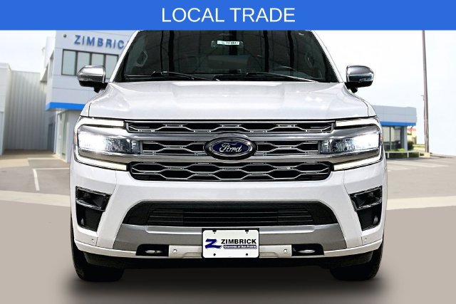 Used 2024 Ford Expedition Platinum AWD/4WD image 2