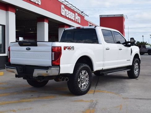 Used 2022 Ford F250 Lariat w/ Lariat Ultimate Package AWD/4WD image 3