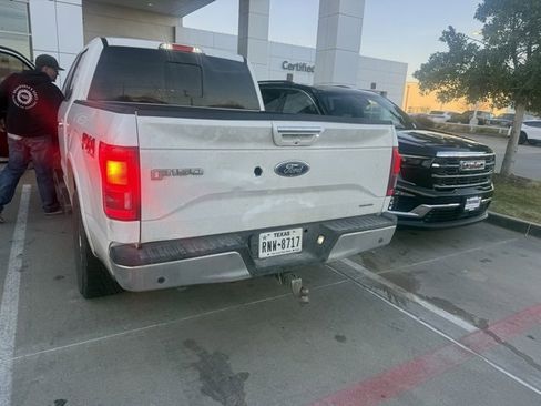 Used 2016 Ford F150 Lariat w/ Equipment Group 502A Luxury image 4