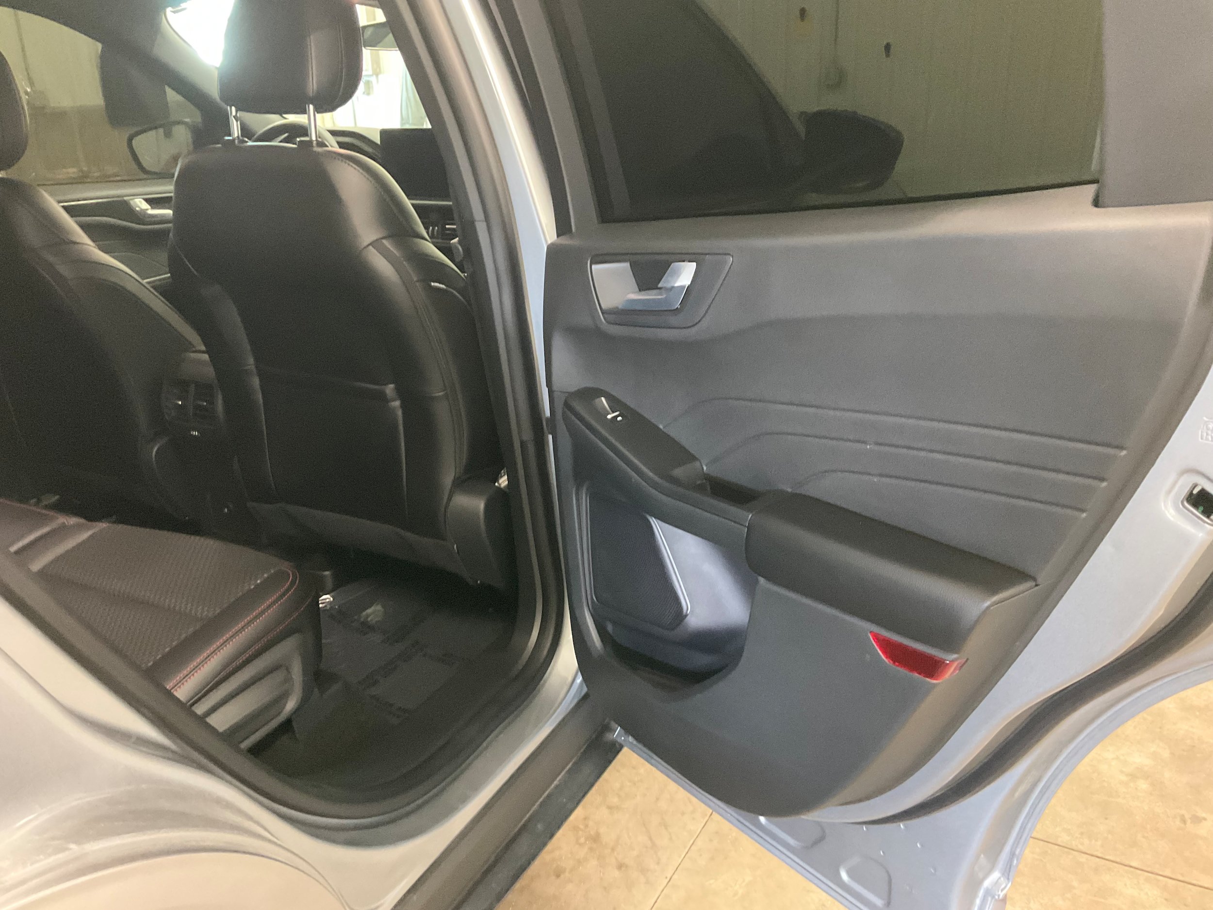 Used 2024 Ford Escape ST-Line w/ Tech Pack #1 AWD/4WD image 26