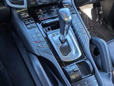 Used 2016 Porsche Cayenne S image 12