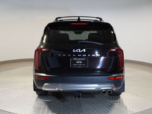 Used 2022 Kia Telluride S FWD image 6
