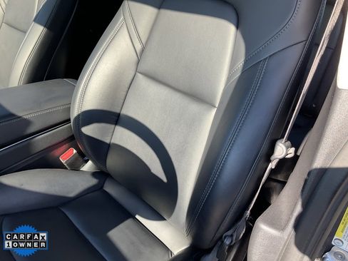 Used 2018 Tesla Model 3 Performance image 16