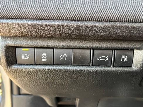 Used 2025 Toyota Camry LE FWD image 16