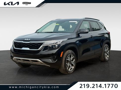 Used 2023 Kia Seltos EX AWD/4WD image 1