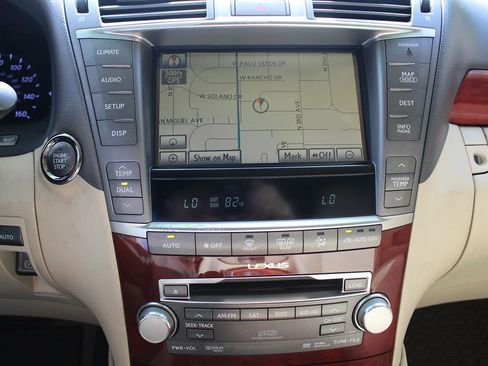 Used 2011 Lexus LS 460 image 25