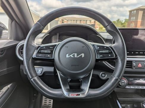 Used 2023 Kia Forte GT-Line w/ GT-Line Premium Package image 15