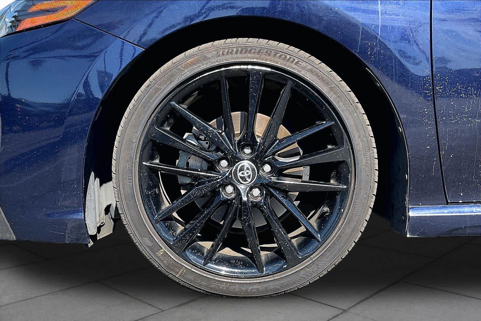Used 2021 Toyota Camry XSE FWD image 10