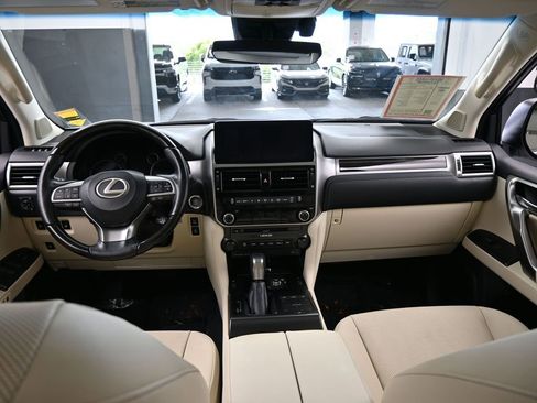 Used 2023 Lexus GX 460 Premium image 44