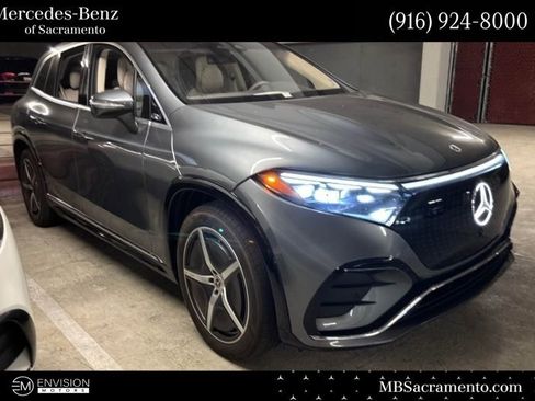 Used 2023 Mercedes-Benz EQS 580 4MATIC SUV image 1