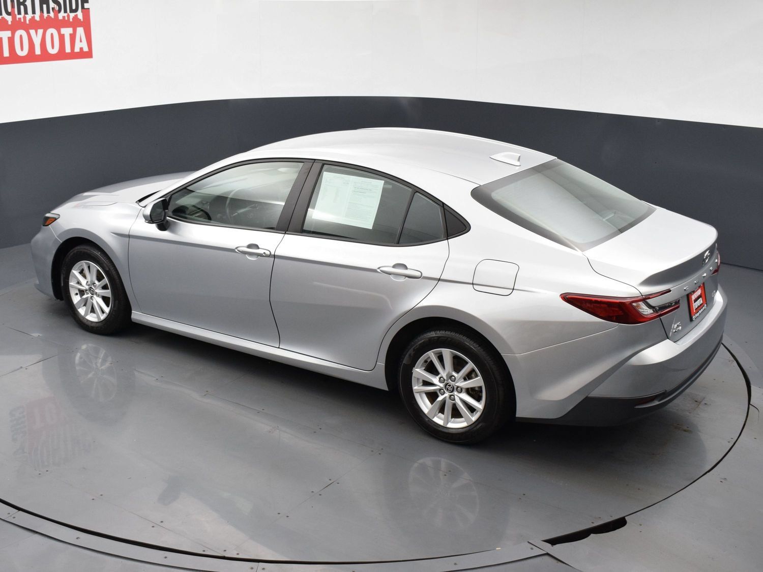 Used 2025 Toyota Camry LE w/ Convenience Package AWD/4WD image 20