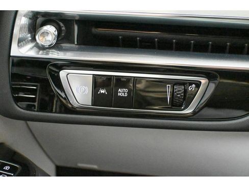 Used 2023 Cadillac Lyriq 2WD image 44