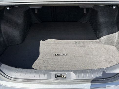 Used 2025 Nissan Altima 2.5 SR image 21