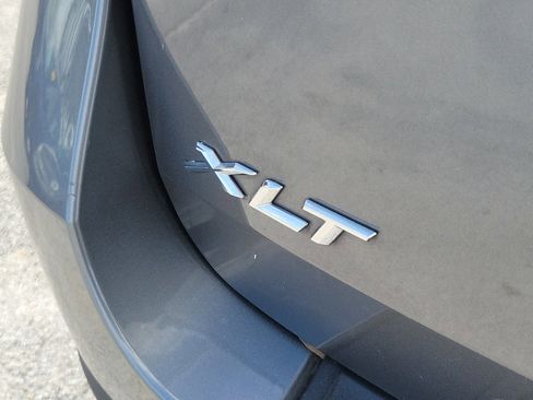 Used 2023 Ford Explorer XLT w/ Equipment Group 202A image 7