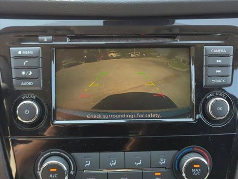 Used 2020 Nissan Rogue Sport S FWD image 14