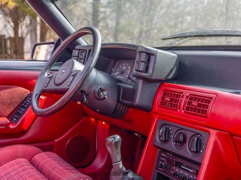 Used 1987 Ford Mustang GT RWD image 32