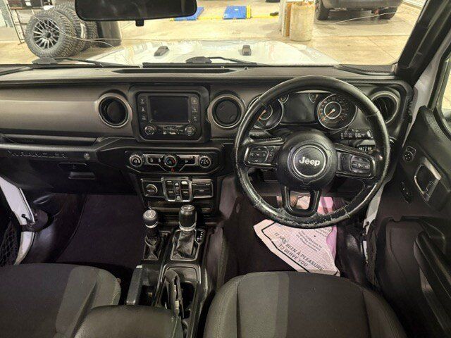 Used 2021 Jeep Wrangler Unlimited Sport AWD/4WD image 27