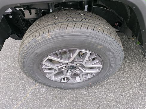 New 2026 Jeep Wrangler Unlimited Sahara AWD/4WD image 9