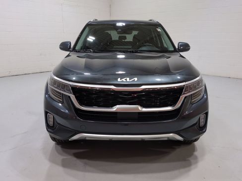 Used 2023 Kia Seltos SX w/ SX Sunroof Package AWD/4WD image 8