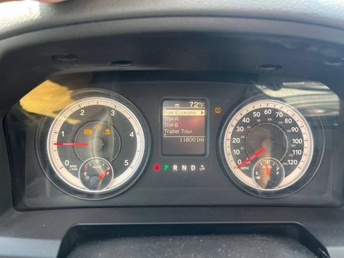 Used 2013 RAM 2500 Tradesman w/ Chrome Appearance Group AWD/4WD image 8