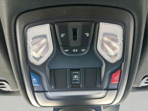 Used 2022 RAM 1500 Big Horn RWD image 37