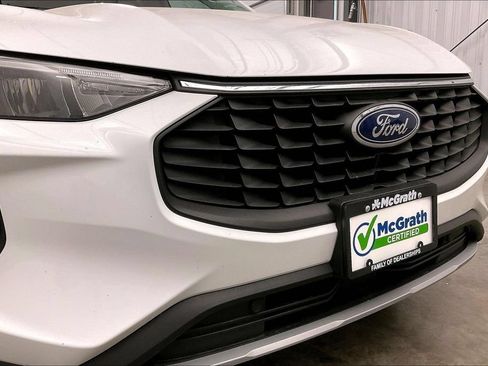 Used 2023 Ford Escape Active FWD image 33