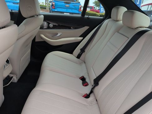Used 2021 Mercedes-Benz E 350 Sedan image 13