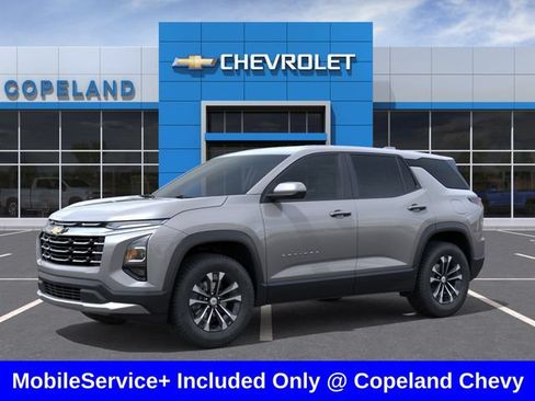 New 2027 Chevrolet Equinox LT FWD image 2