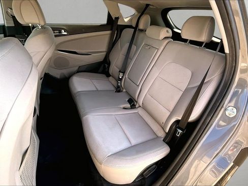 Used 2018 Hyundai Tucson Value FWD image 25