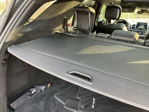 Used 2016 Mercedes-Benz GLE 63 AMG 4MATIC image 33