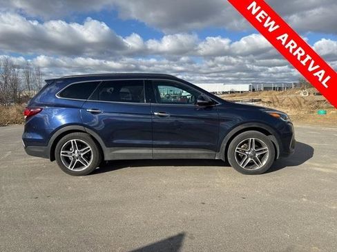 Used 2017 Hyundai Santa Fe SE Ultimate w/ SE Ultimate Tech Package 03 image 3