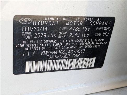 Used 2014 Hyundai Azera Limited image 16