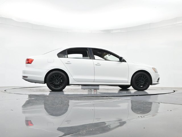 Used 2015 Volkswagen Jetta S FWD image 34