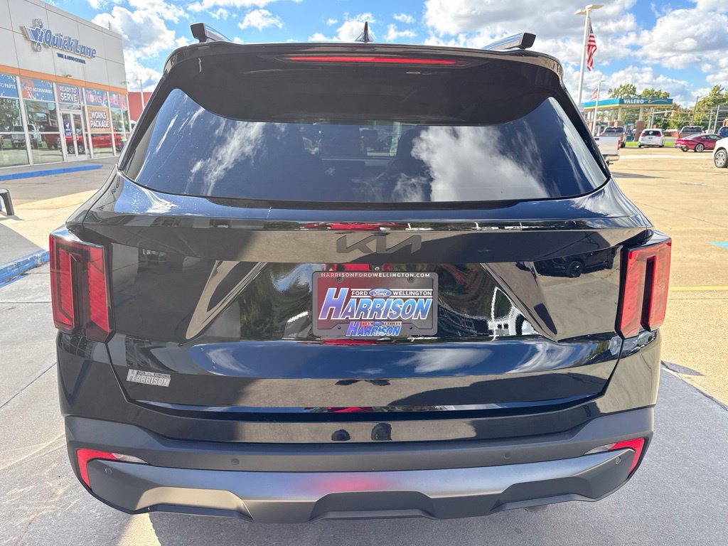 Used 2024 Kia Sorento SX AWD/4WD image 29