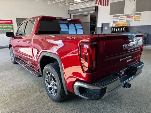 Used 2024 GMC Sierra 1500 SLT w/ SLT Premium Plus Package AWD/4WD image 7