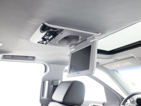 Used 2016 GMC Yukon XL Denali w/ Open Road Package image 34