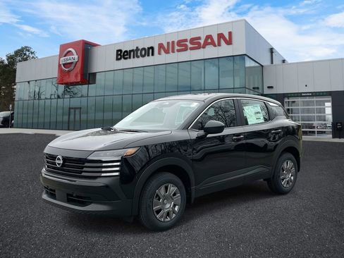 New 2026 Nissan Kicks S image 10