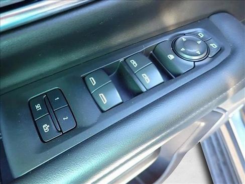 Used 2023 Chevrolet Tahoe LT image 17