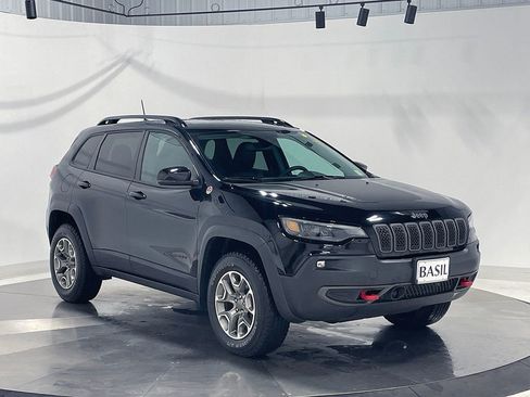 Used 2022 Jeep Cherokee Trailhawk image 39
