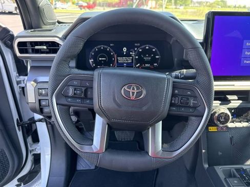 New 2026 Toyota Tacoma TRD Off-Road AWD/4WD image 13