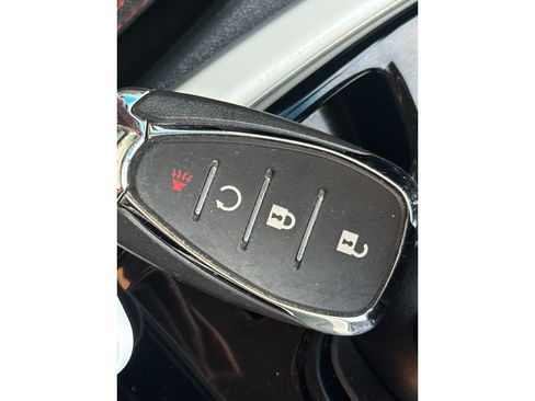 Used 2017 Chevrolet Bolt LT FWD image 35