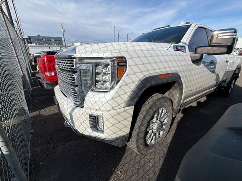 Used 2021 GMC Sierra 3500 Denali w/ Denali Ultimate Package image 7