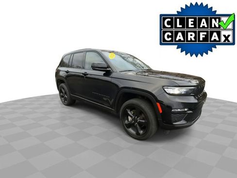 Used 2023 Jeep Grand Cherokee Limited w/ Luxury Tech Group II image 2