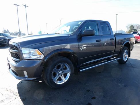 Used 2017 RAM 1500 Express image 9