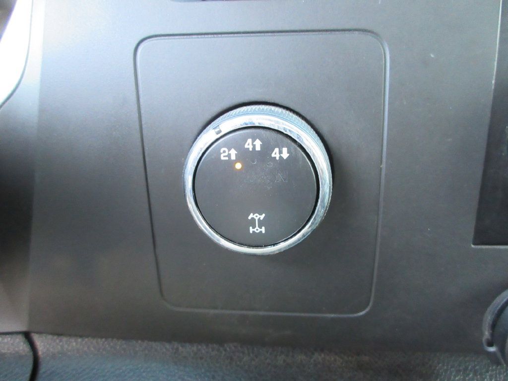 Used 2007 GMC Sierra 3500 SLE AWD/4WD image 20