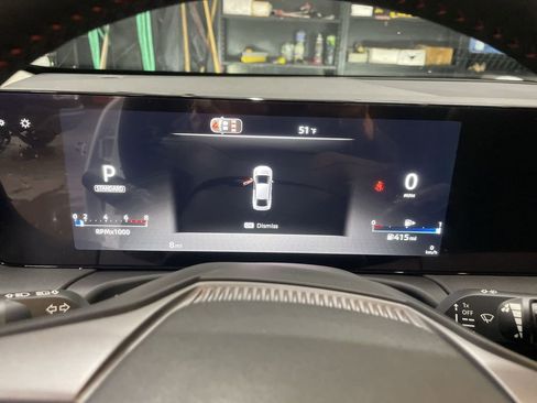 New 2026 Nissan Sentra SR w/ SR Premium Package FWD image 15