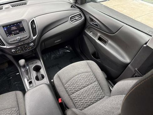 Used 2023 Chevrolet Equinox LT image 26