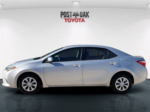 Used 2014 Toyota Corolla L image 4